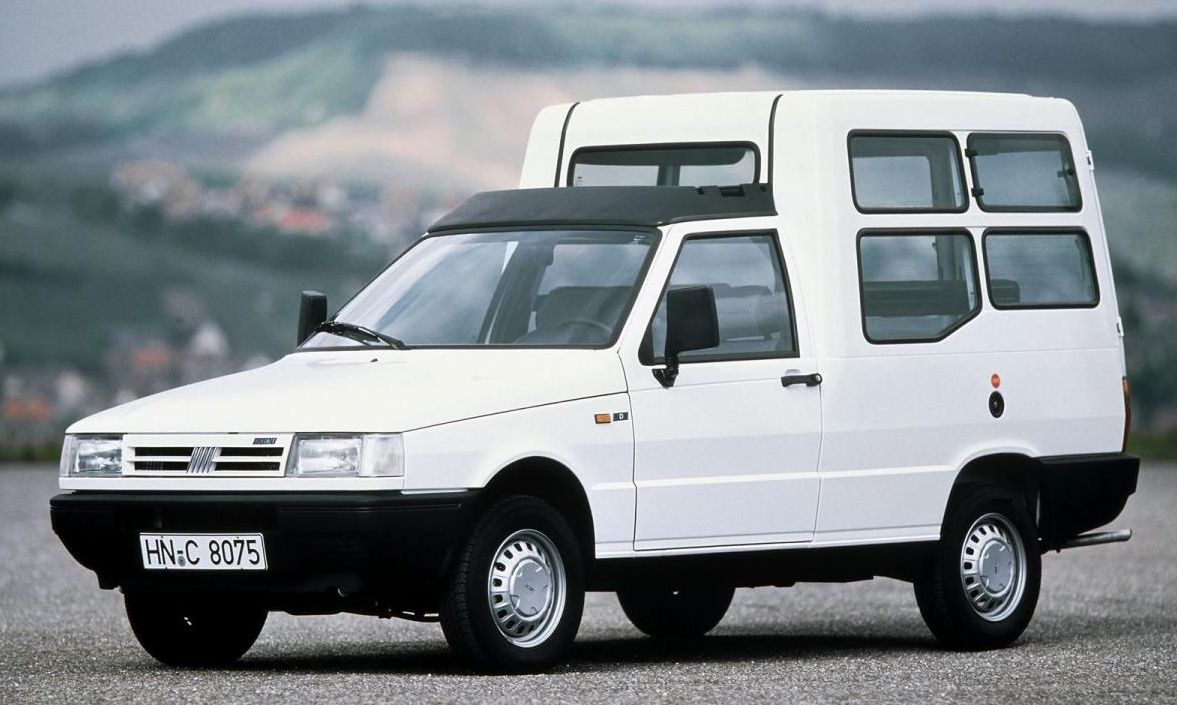 FIAT () Fiorino Furgon III:  