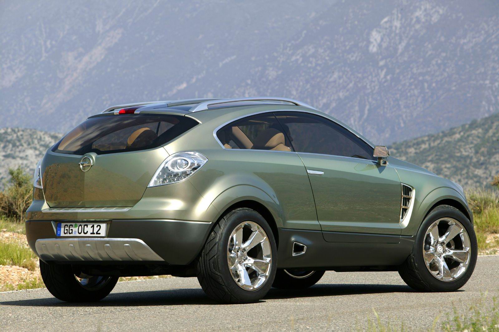 Opel () Antara GTC Concept:  