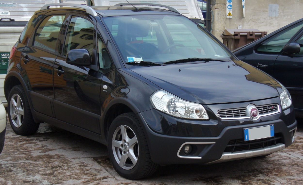 FIAT () Sedici:  