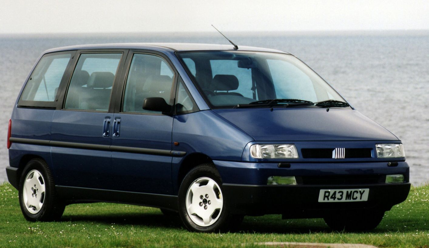 FIAT () Ulysse I (220):  