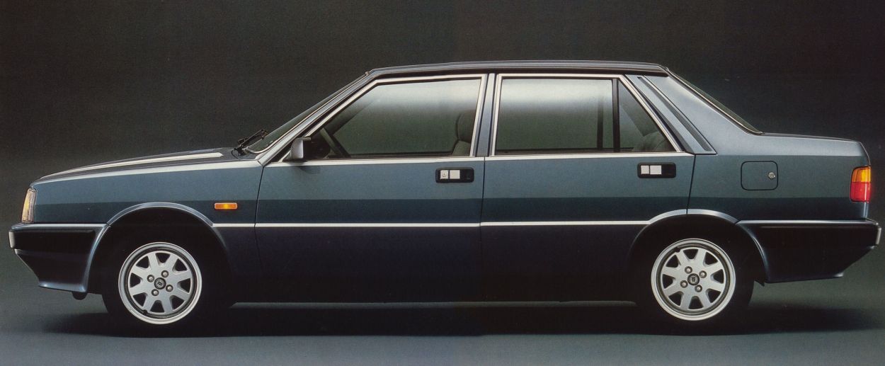 Lancia () Prisma I (931AB0):  