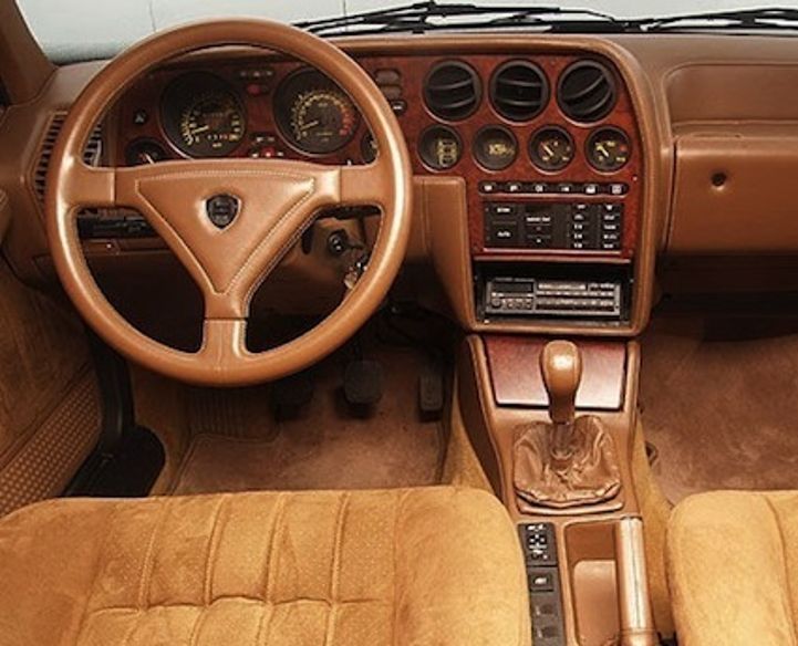 Lancia () Thema I (834):  