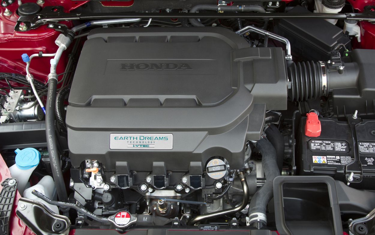 Honda () Accord IX Coupe:  