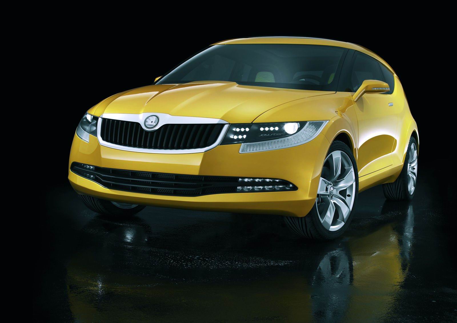 Skoda () Joyster Concept:  