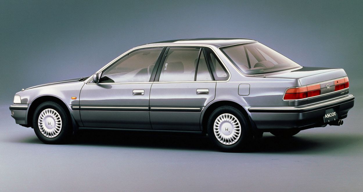 Honda () Ascot I (CB1, CB2, CB3, CB4):  