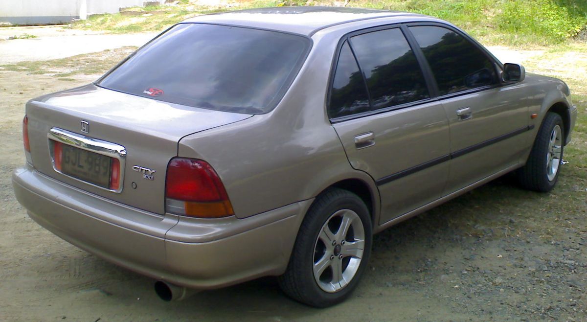 Honda () City II (CG):  
