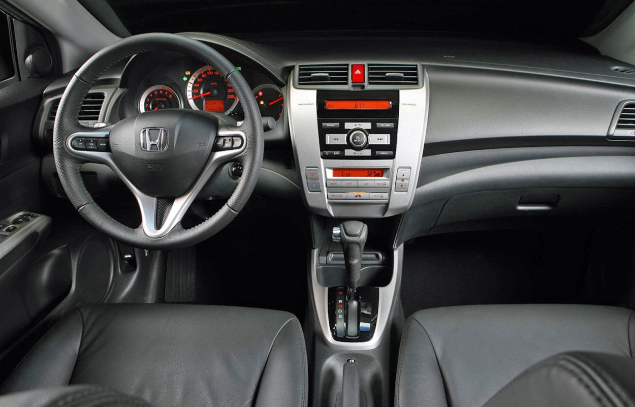Honda () City IV (GM):  