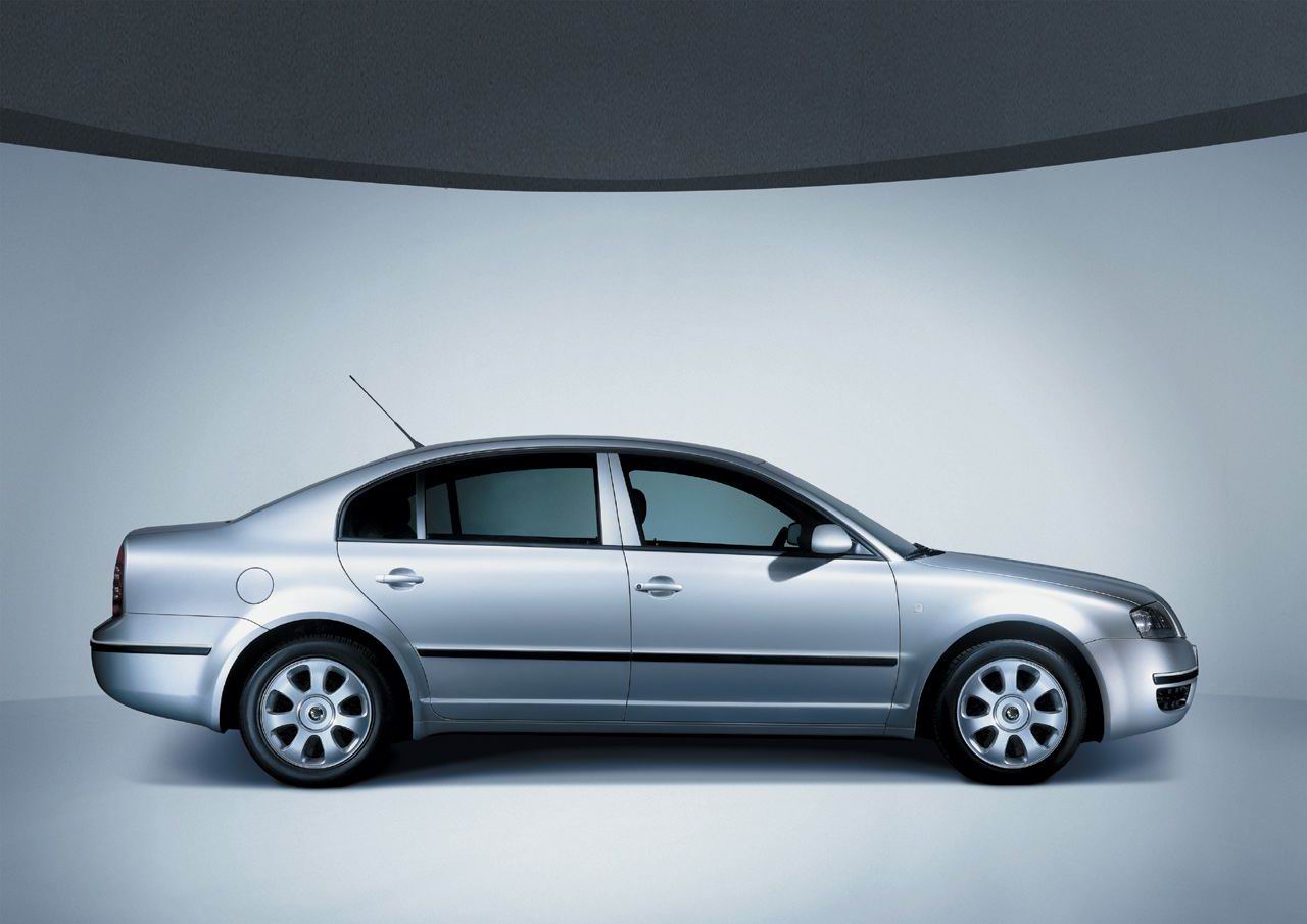 Skoda () Montreux Concept:  