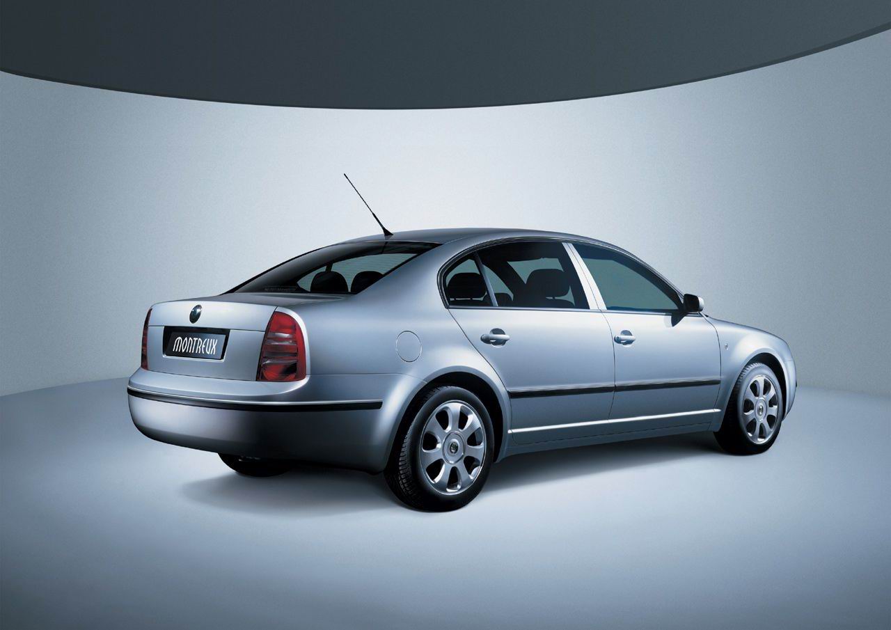 Skoda () Montreux Concept:  
