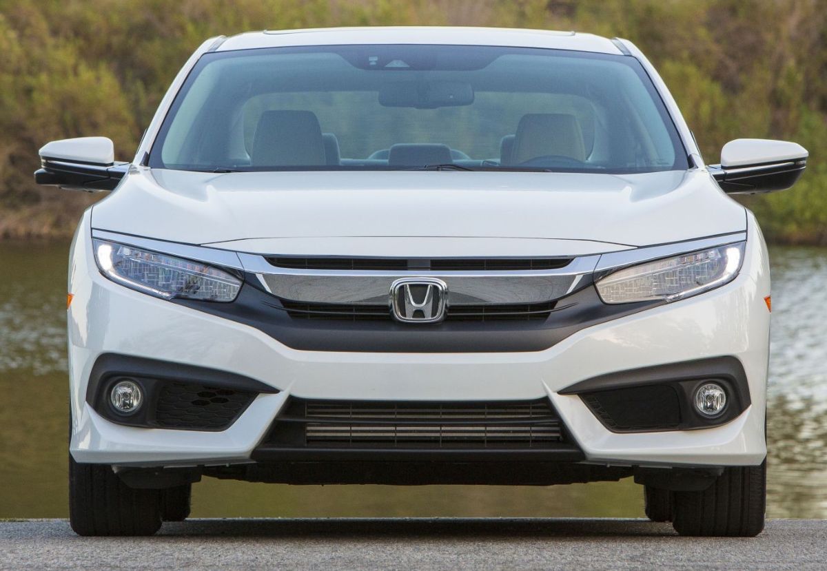 Honda () Civic X (FC1, FC2):  
