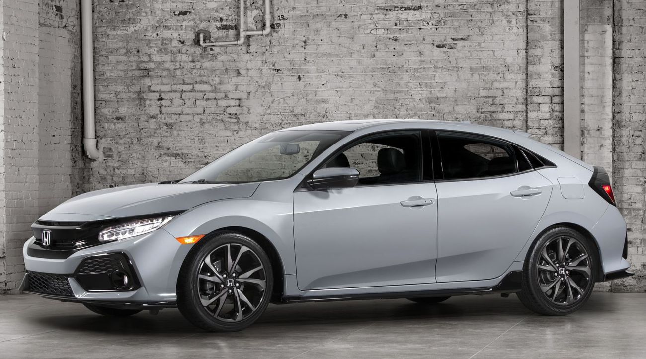 Honda () Civic X Hatchback:  