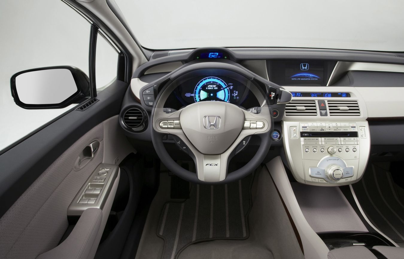 Honda () Clarity I (ZC4):  