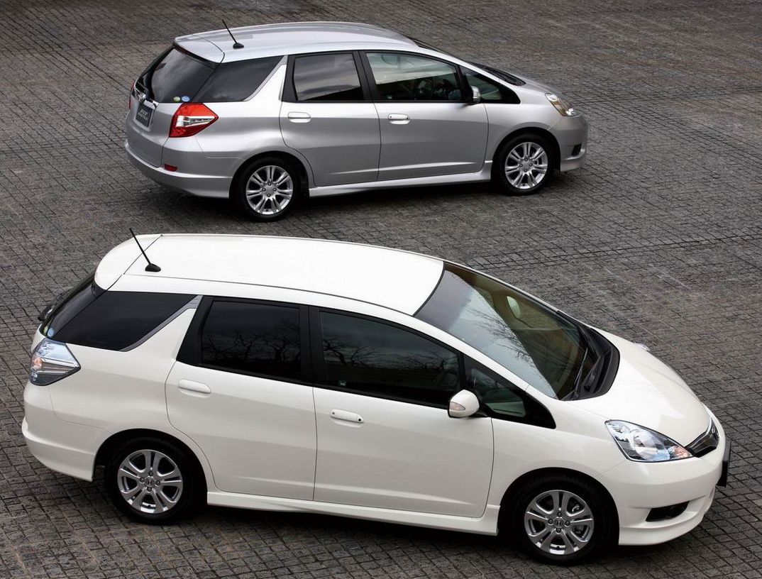 Honda () Fit Shuttle I (GG, GP):  