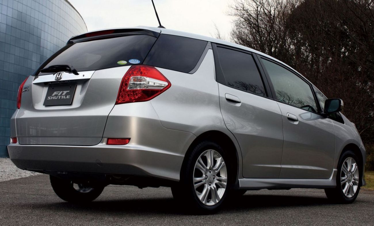 Honda () Fit Shuttle I (GG, GP):  