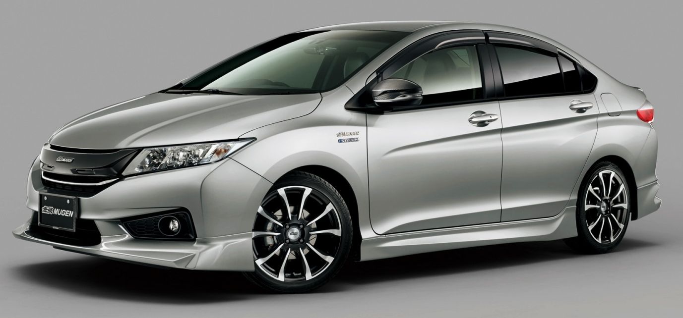 Honda () Grace I (GM_):  