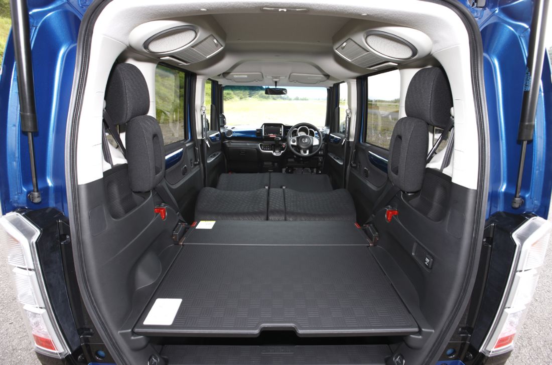 Honda () N-BOX I:  