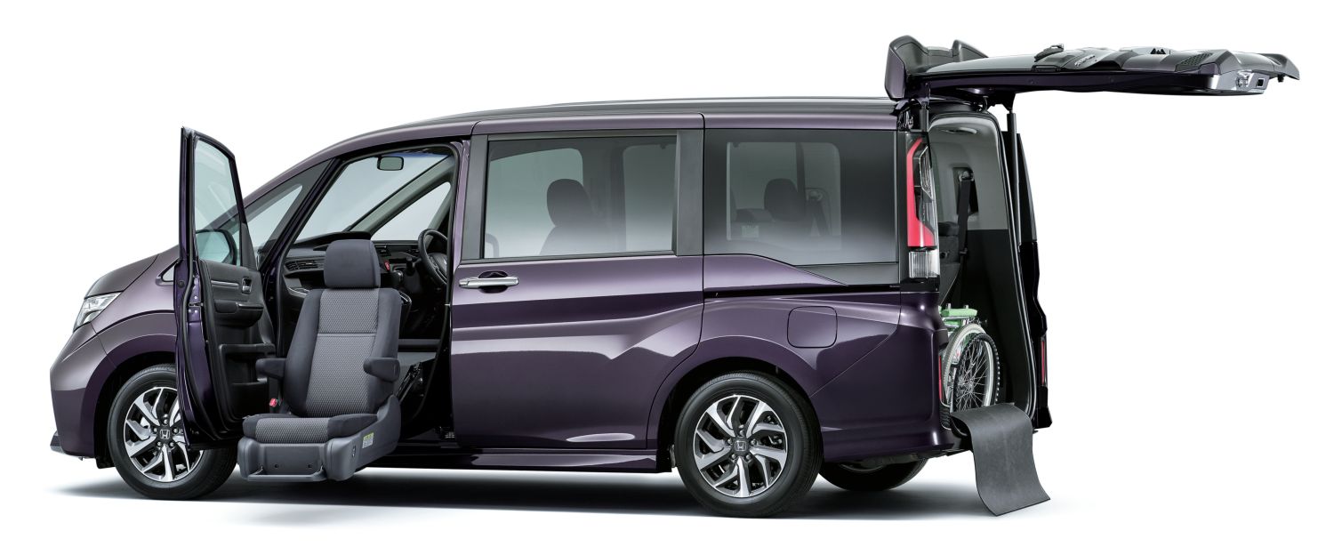 Honda () Stepwgn V:  
