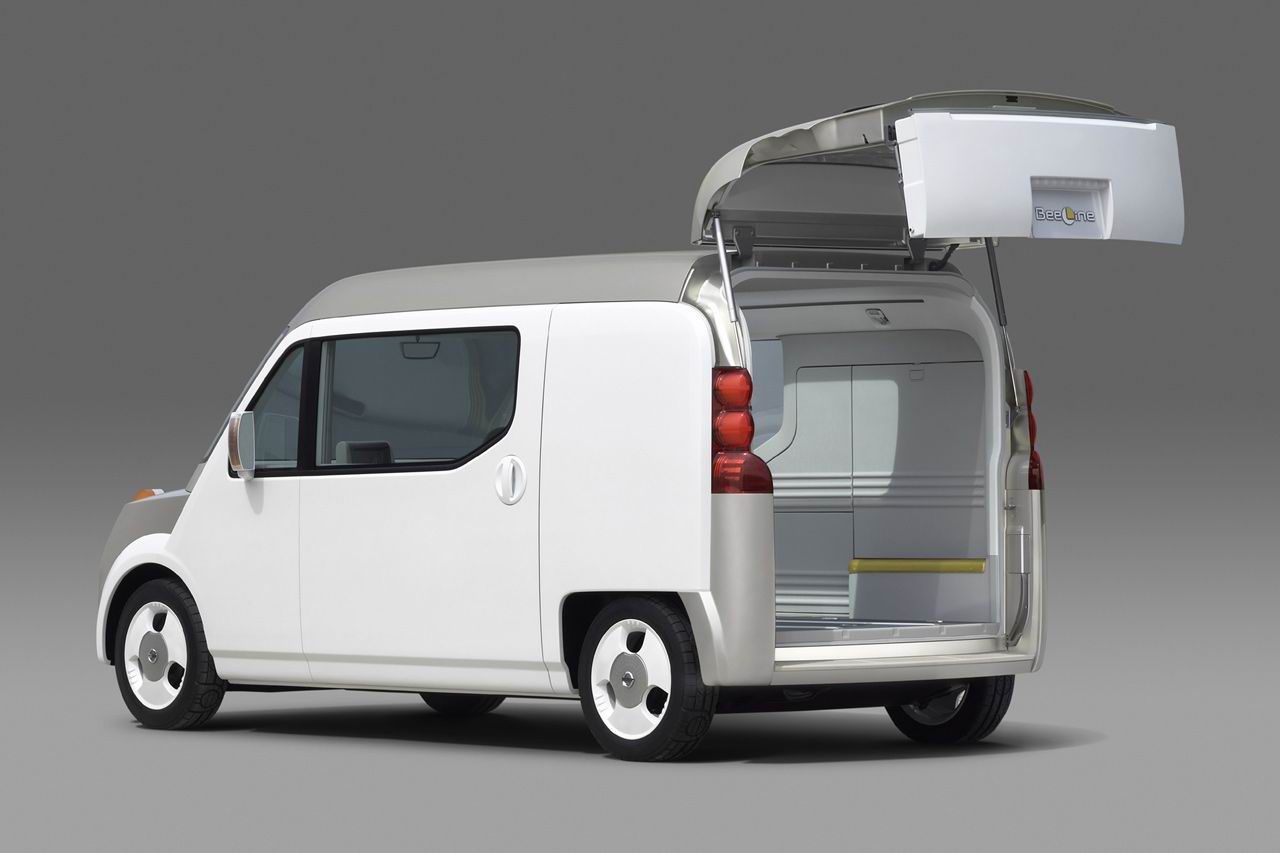 Nissan () Beeline Concept:  