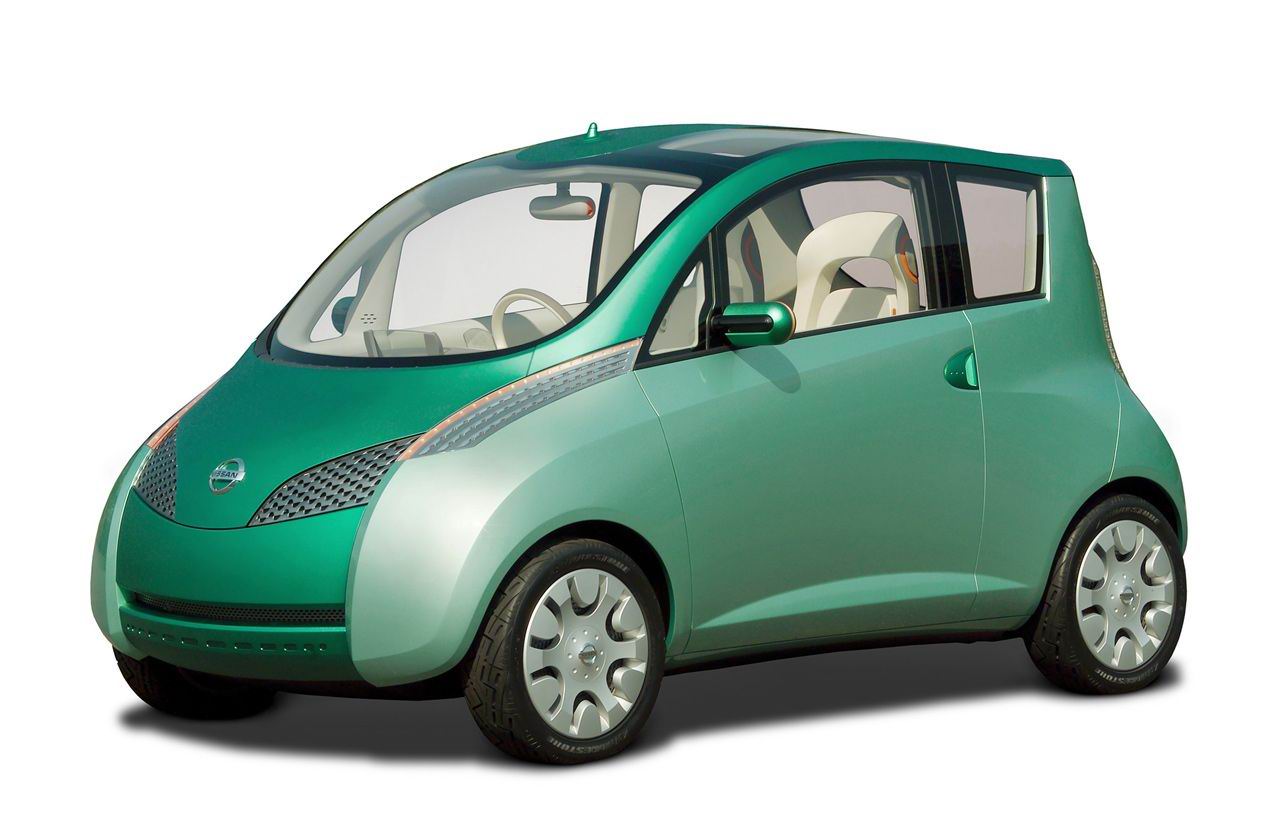 Nissan () Effis Concept:  