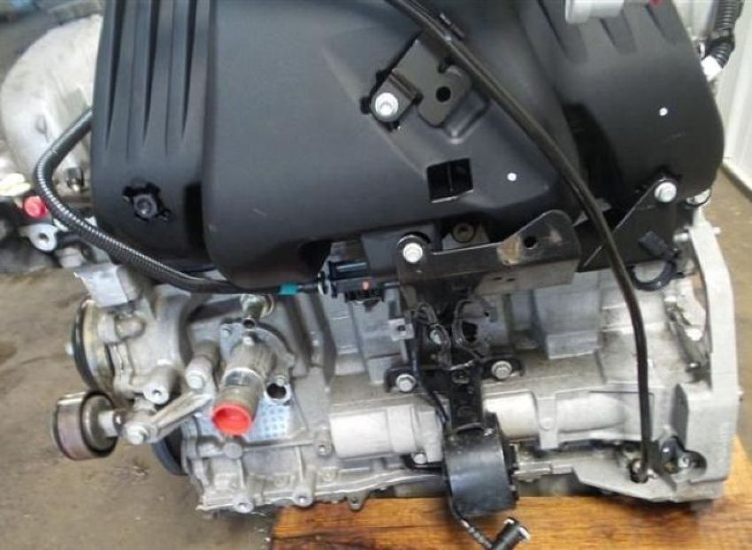 Chevrolet () LLR:  