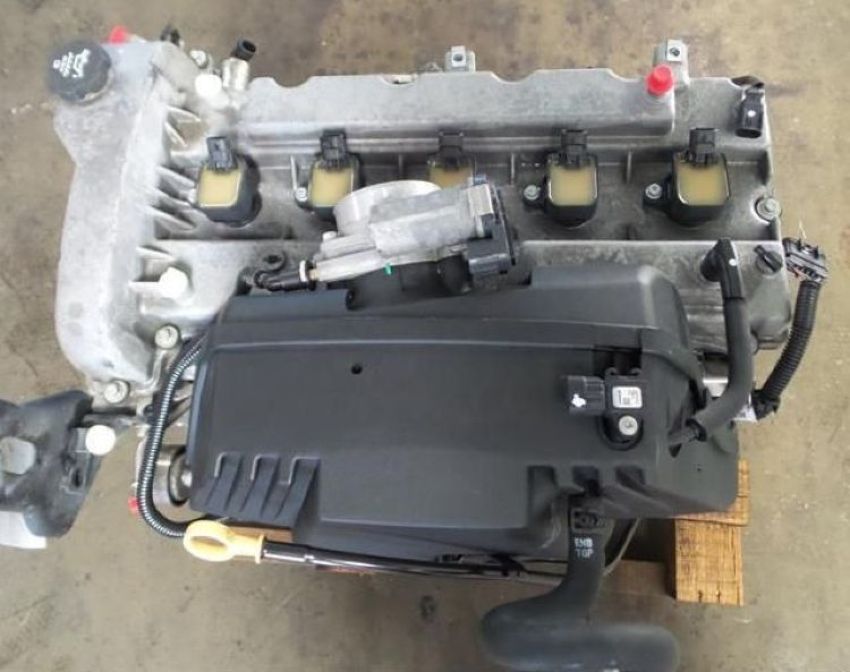 Chevrolet () LLR:  