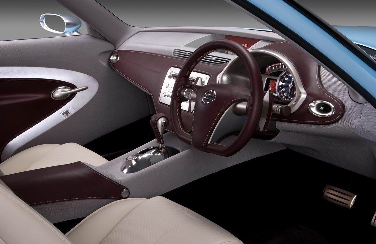Nissan () Foria Concept:  