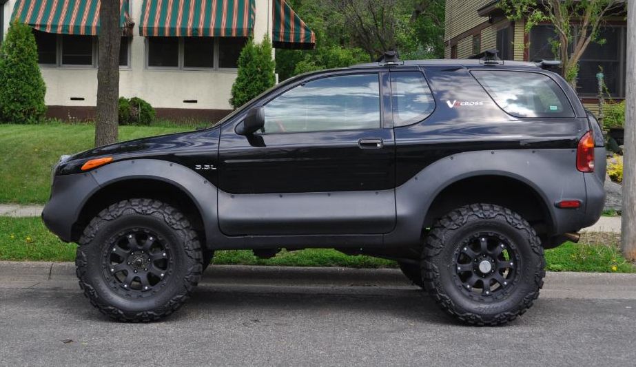 Isuzu () VehiCROSS:  