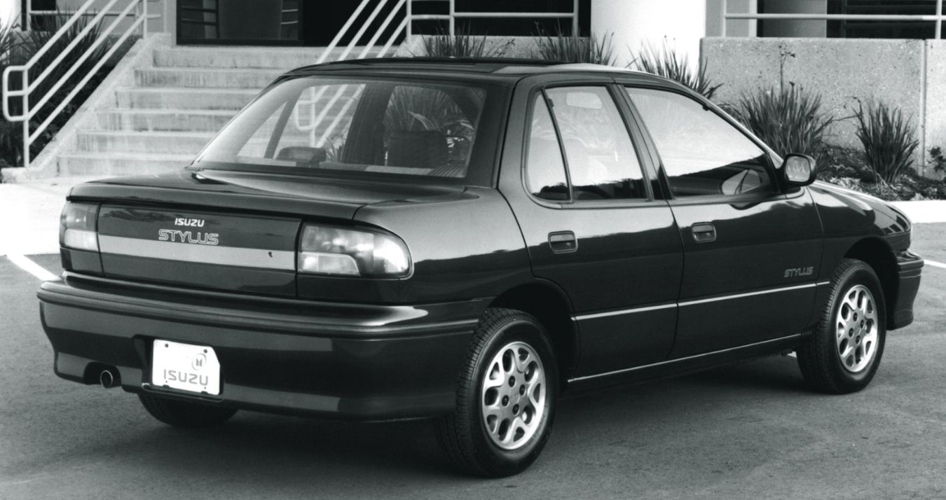 Isuzu () Stylus:  