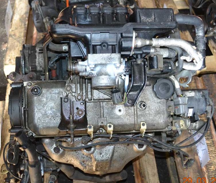 Mazda () B5-E:  