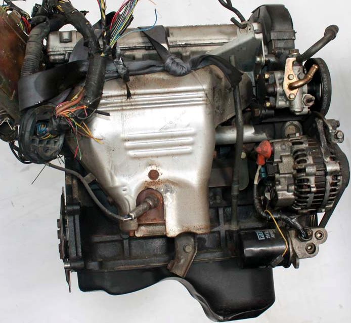 MMC Mitsubishi () 4G63 (DOHC):  