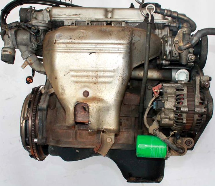 MMC Mitsubishi () 4G63 (SOHC):  