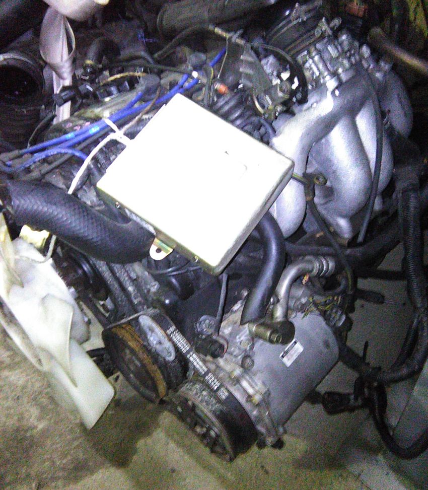 MMC Mitsubishi () 4G64 (ECI, RWD):  