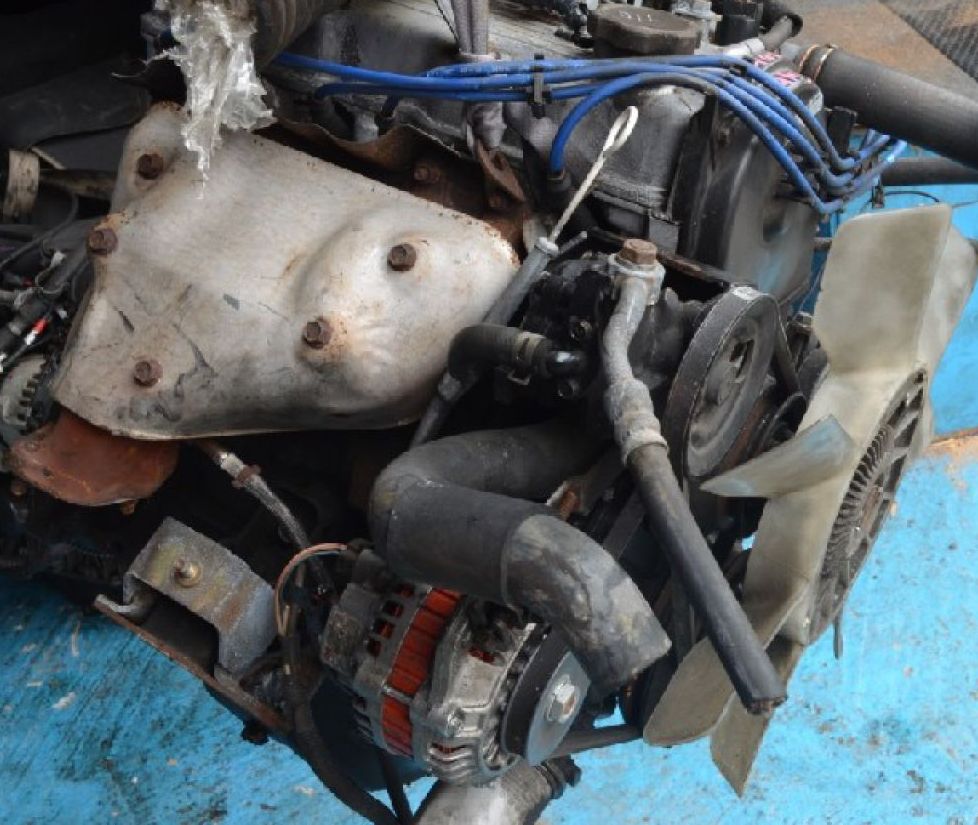 MMC Mitsubishi () 4G64 (MPI, RWD):  