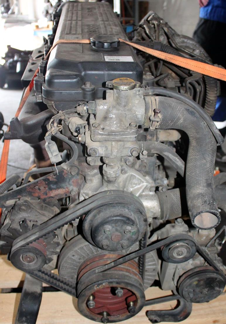MMC Mitsubishi () 6M61-1:  
