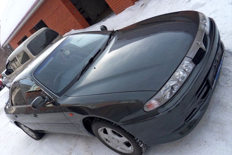 MMC Mitsubishi () Emeraude:  