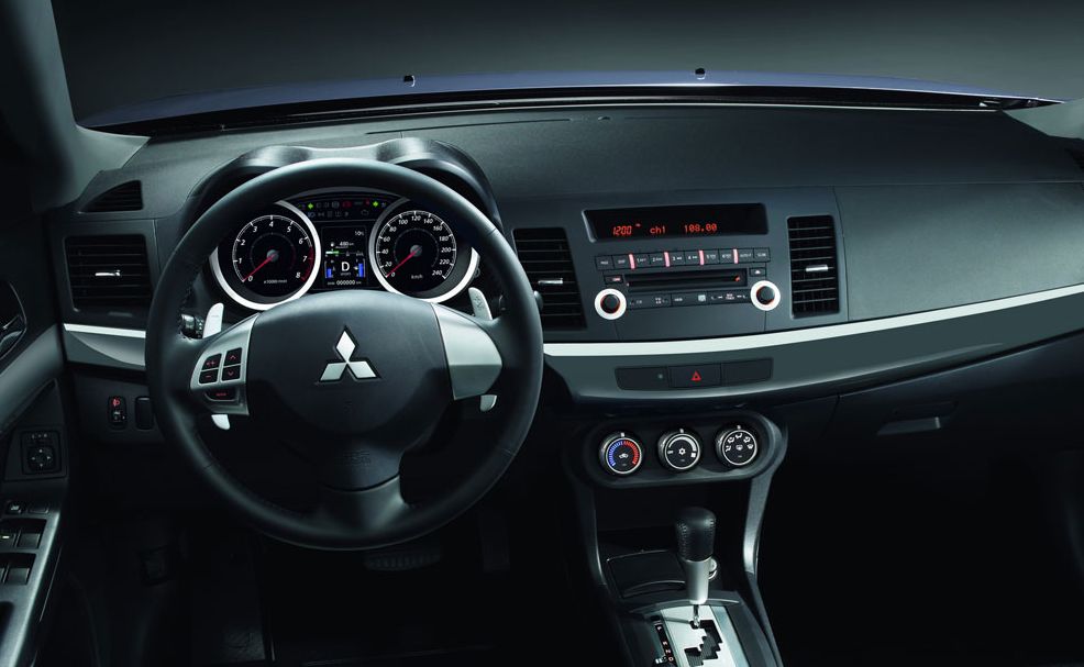 MMC Mitsubishi () Lancer X:  