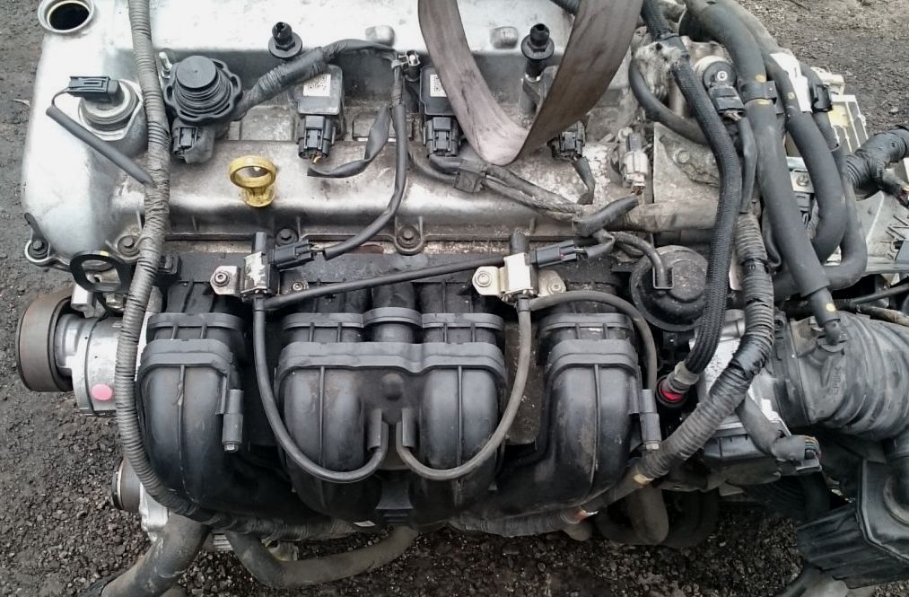 Mazda () LF-VD:  