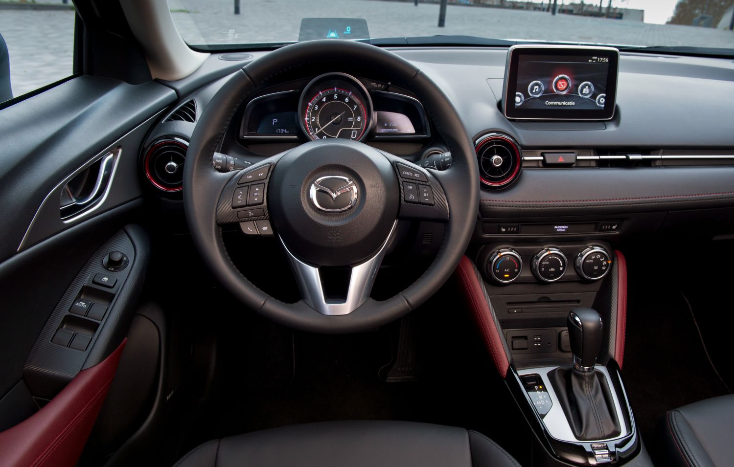 Mazda () CX-3 I (DK):  