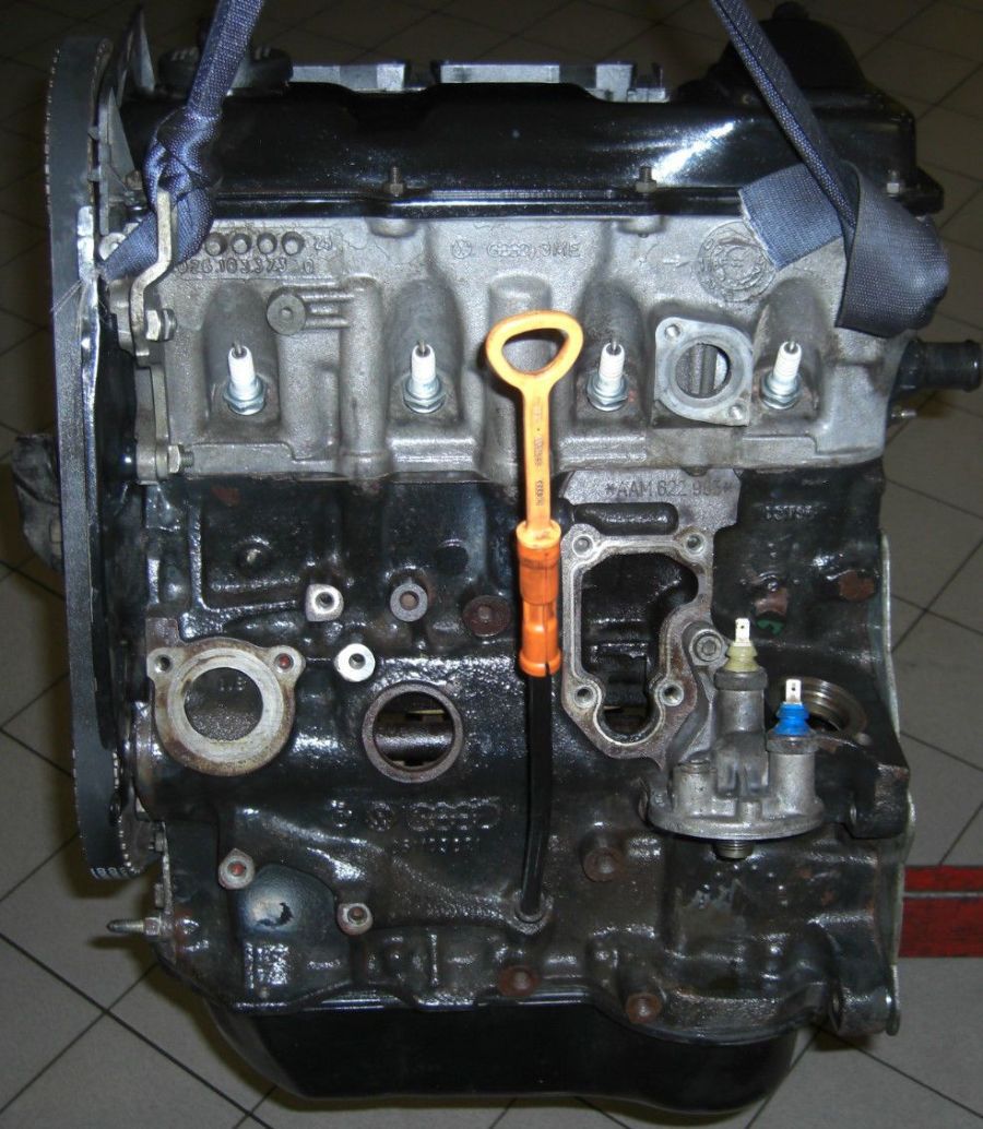 Volkswagen (VW) () AAM:  