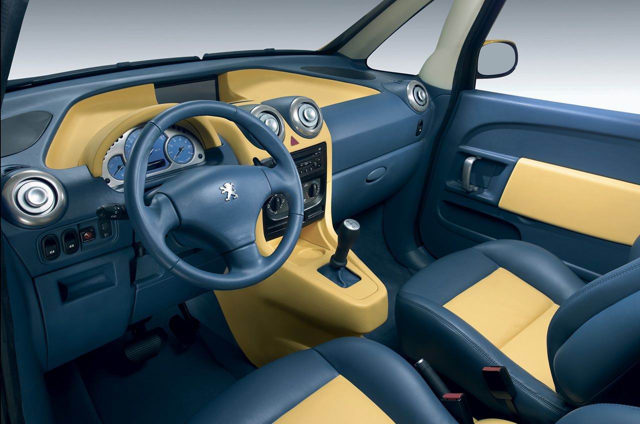 Peugeot () Promethee Concept:  