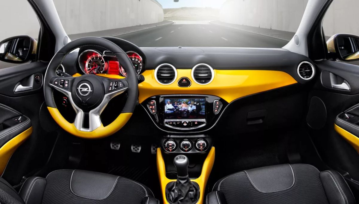 Opel () Adam I:  