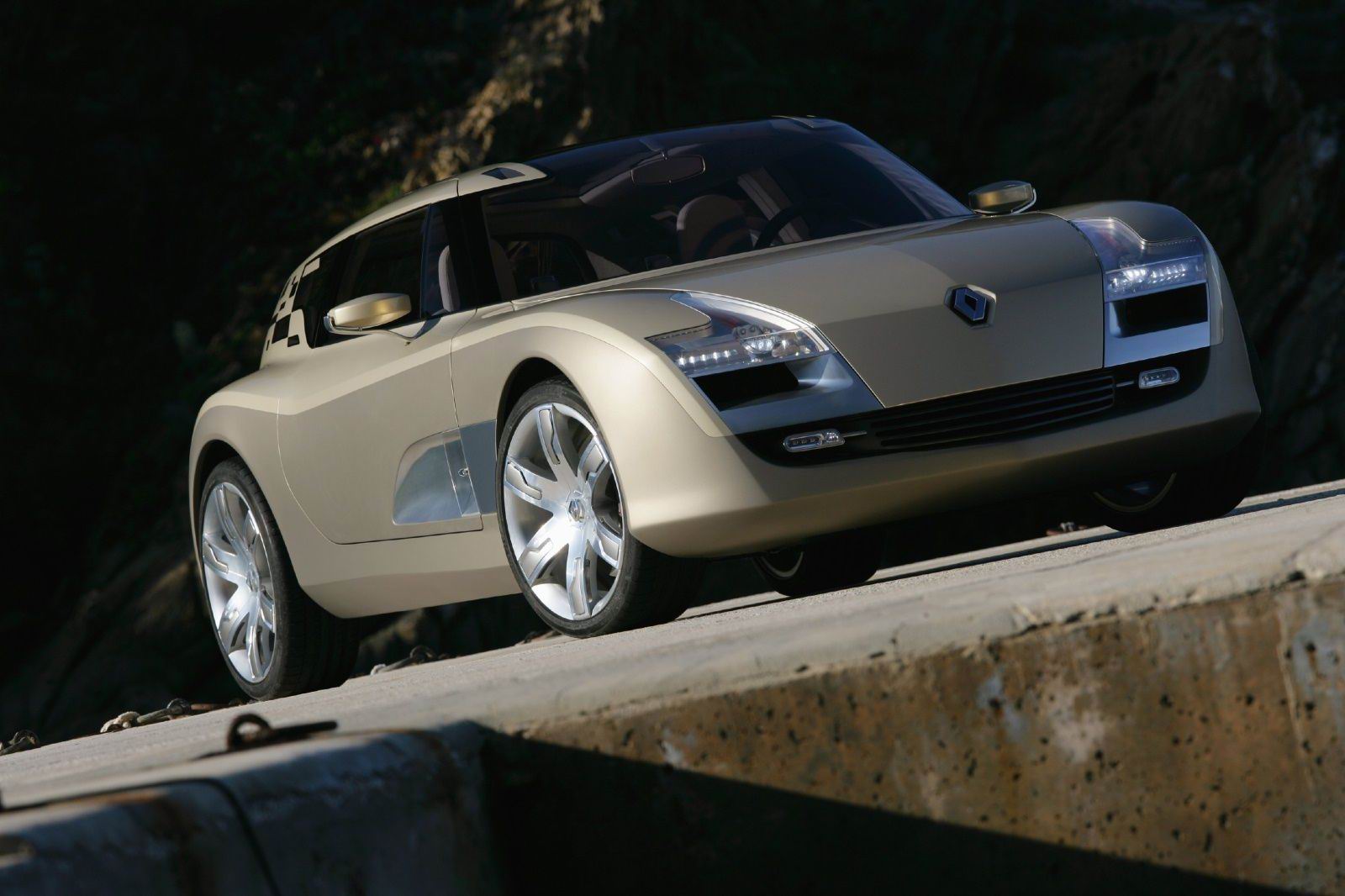 Renault () Altica Concept:  