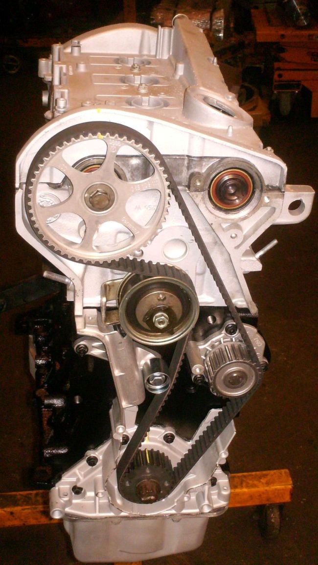 Audi (Ауди) AWP: фото двигателя