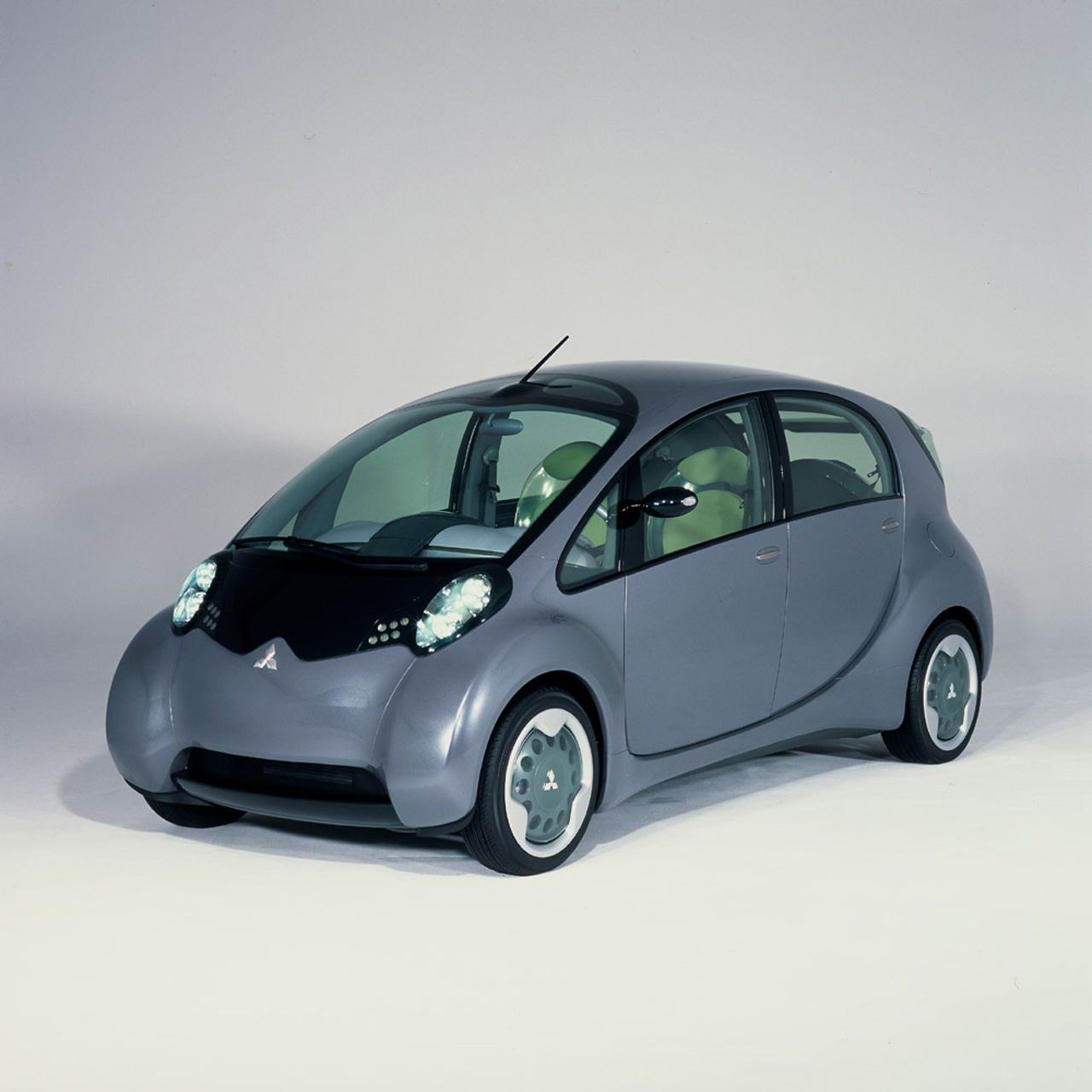 MMC Mitsubishi () i Concept:  