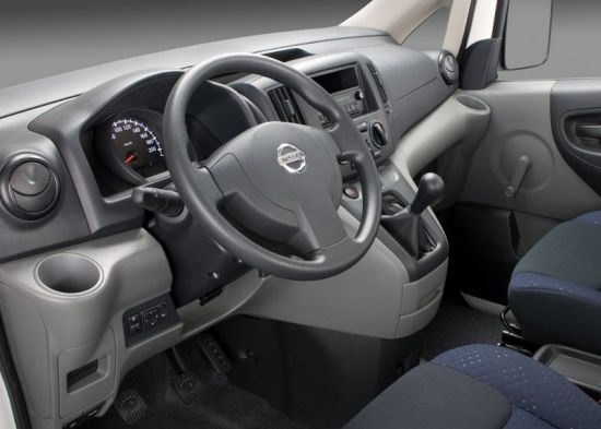 Nissan () NV 200 (M20):  