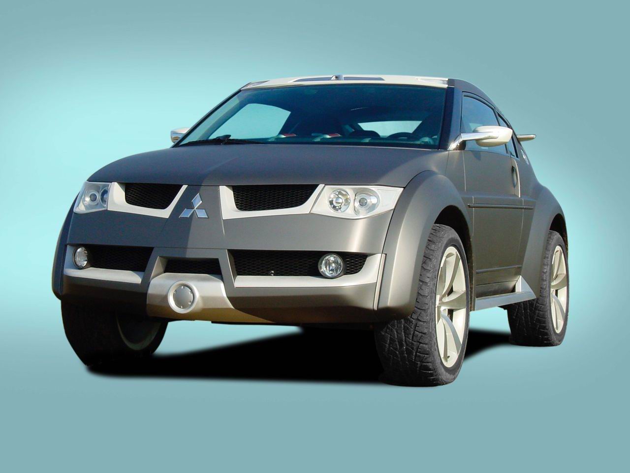 MMC Mitsubishi () Pajero Evolution Concept:  