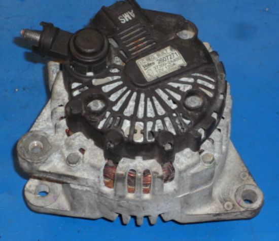 Hyundai () 37300-2A400:  
