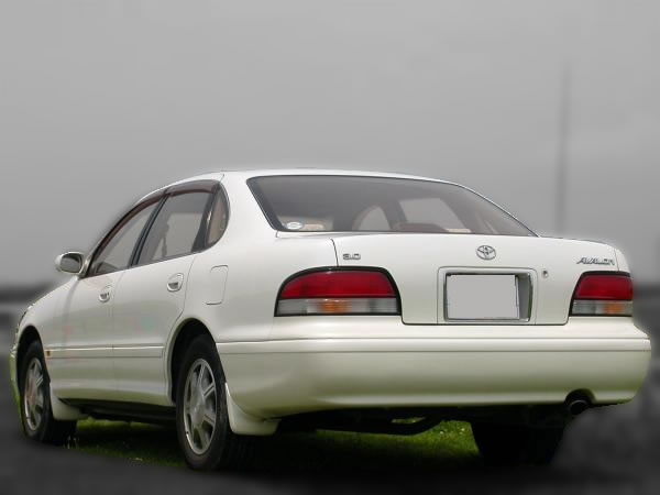 Toyota () Avalon I (MCX10):  