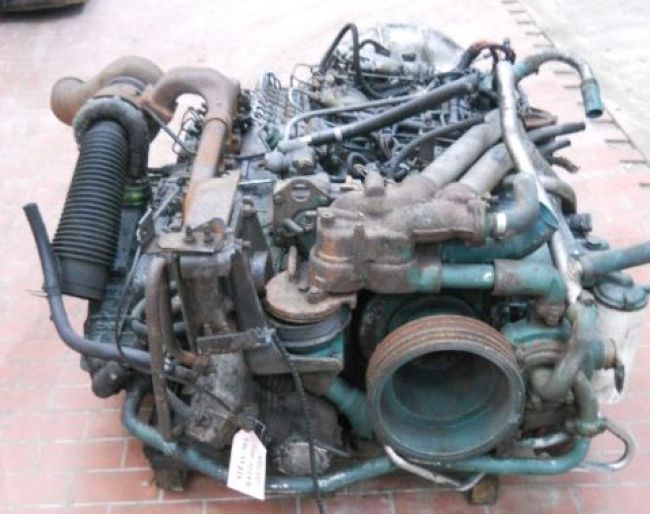 Volvo () THD102KB:  