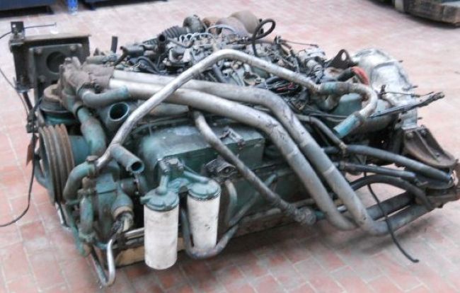 Volvo () THD102KB:  